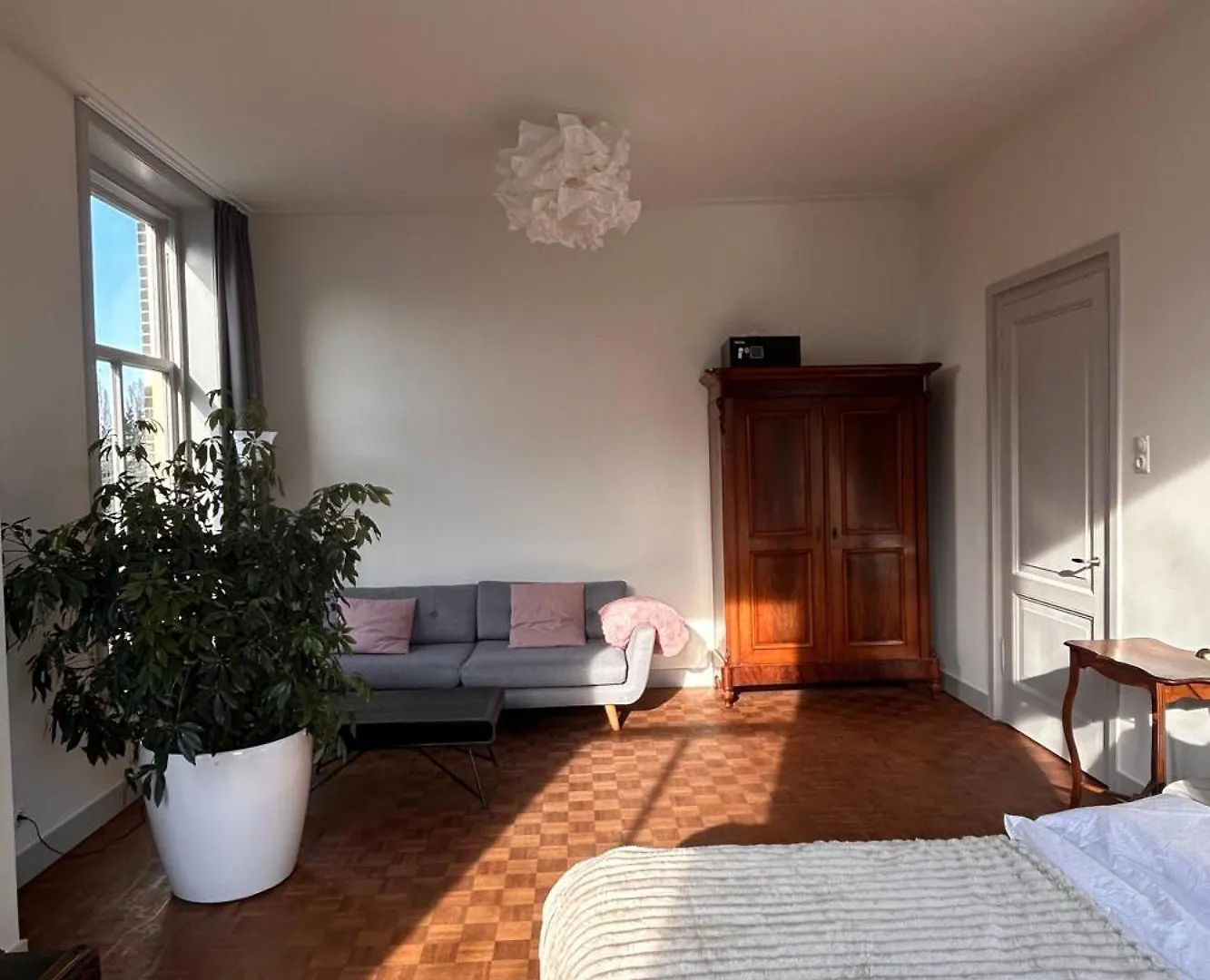 Apartment & Double Room In A Restored Rectory-Pastorie, Steps From City Center Utrecht
