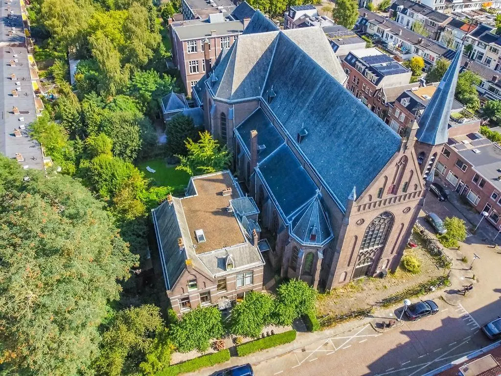 Apartment & Double Room In A Restored Rectory-Pastorie, Steps From City Center Utrecht